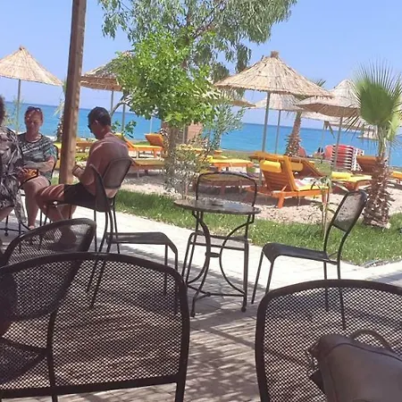 Buneci Beach 3*
