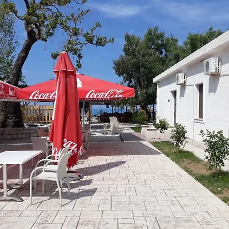 Buneci Beach Hotel 3*