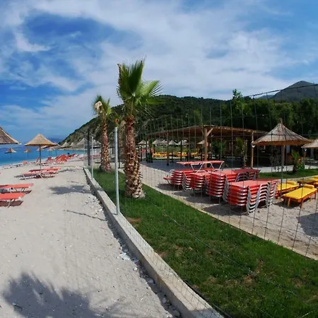 Hotel Buneci Beach